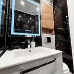 Appartamento Camden Walk In Shower, Smart Tv, Queen Bed Cluj-Napoca