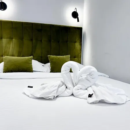 Apartament Camden Walk In Shower, Smart Tv, Queen Bed