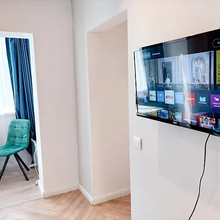 Camden Walk In Shower, Smart Tv, Queen Bed * Cluj-Napoca