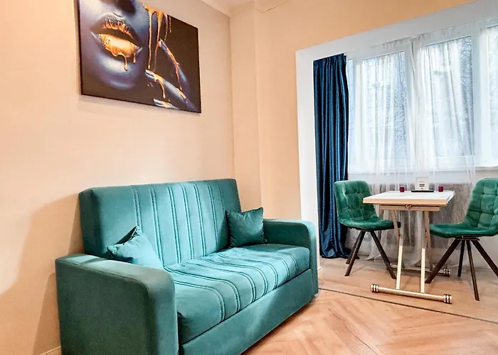 Camden Walk In Shower, Smart Tv, Queen Bed Apartament Cluj-Napoca