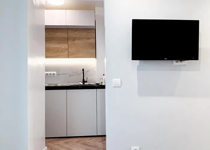 Camden Walk In Shower, Smart Tv, Queen Bed Apartament